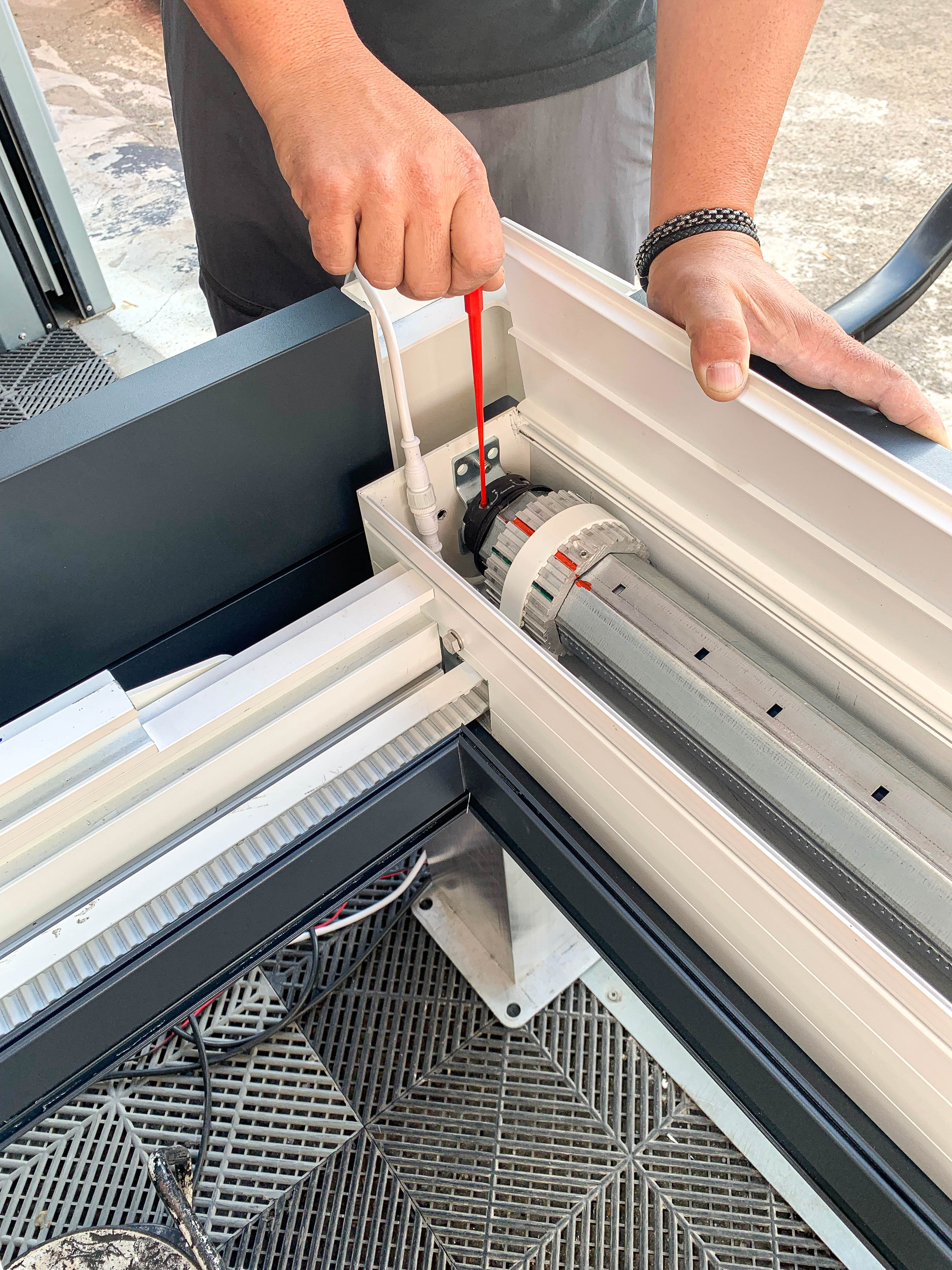 mantenimiento pergola bioclimatica proaluminio